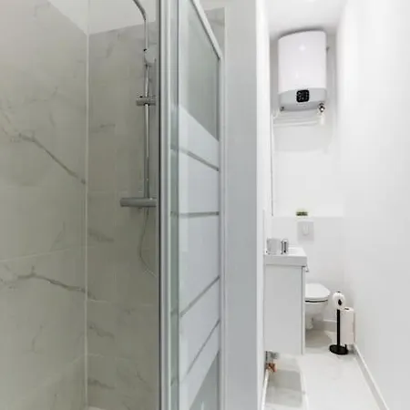 Apartman Jouffroy D'abbans Batignolles Charming Studio 4p