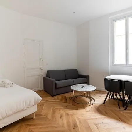 Jouffroy D'abbans Batignolles Charming Studio 4p Apartman *